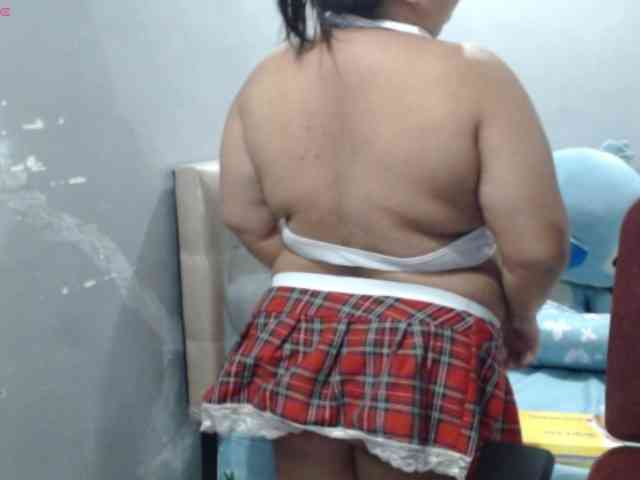 BubbleButtPinay