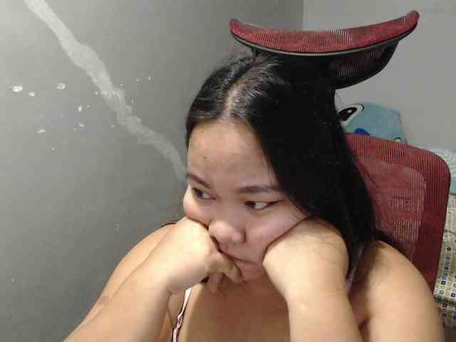 BubbleButtPinay webcam