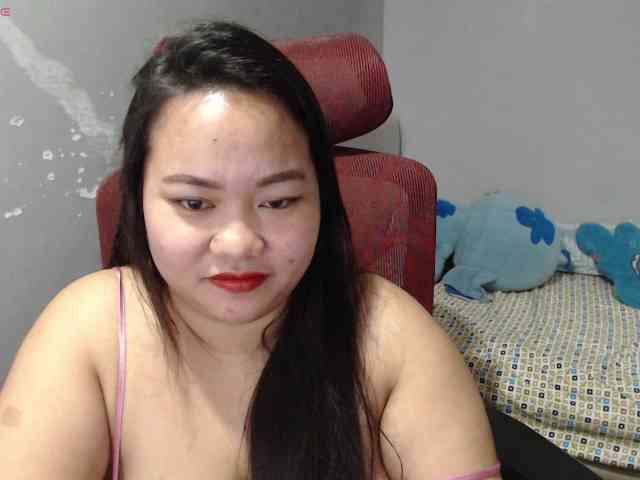 BubbleButtPinay webcam