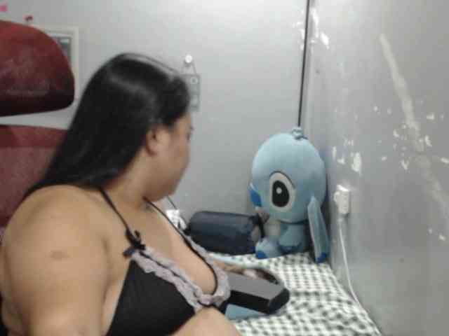 BubbleButtPinay
