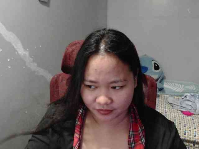 BubbleButtPinay webcam