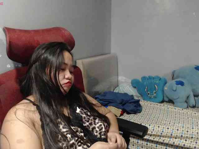 BubbleButtPinay webcam