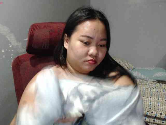BubbleButtPinay webcam