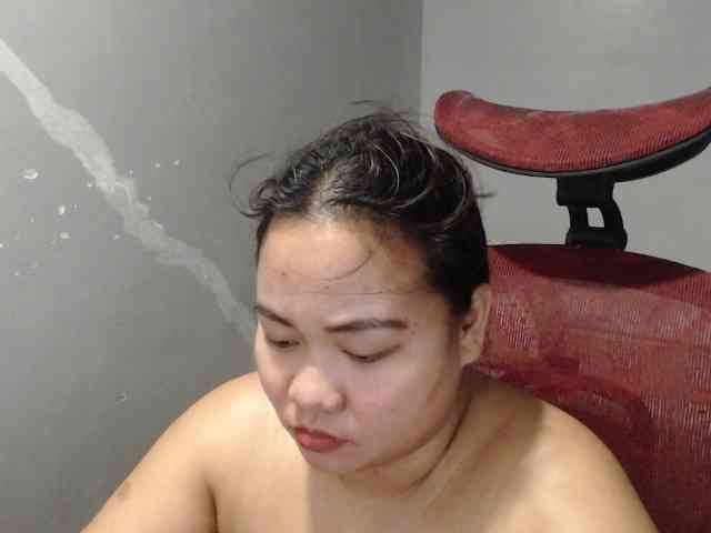 BubbleButtPinay webcam