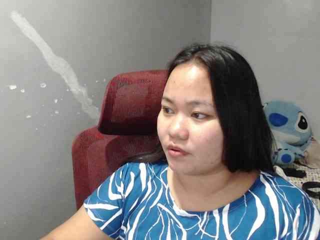 BubbleButtPinay webcam