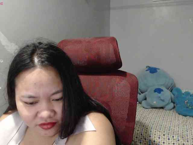 BubbleButtPinay webcam