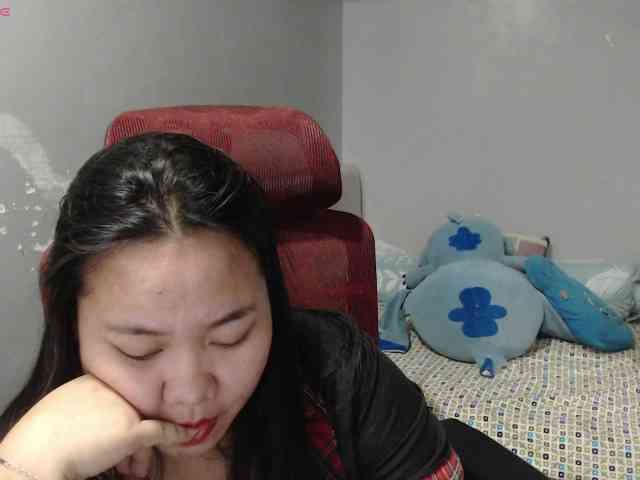 BubbleButtPinay webcam