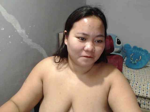 BubbleButtPinay webcam