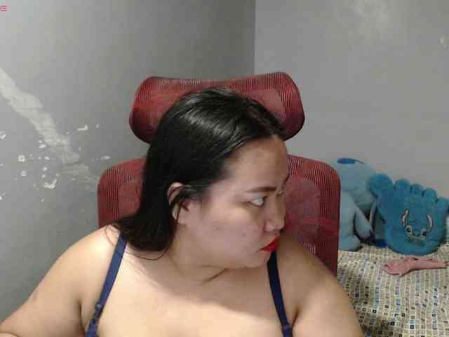 BubbleButtPinay webcam