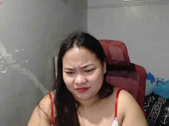 BubbleButtPinay webcam