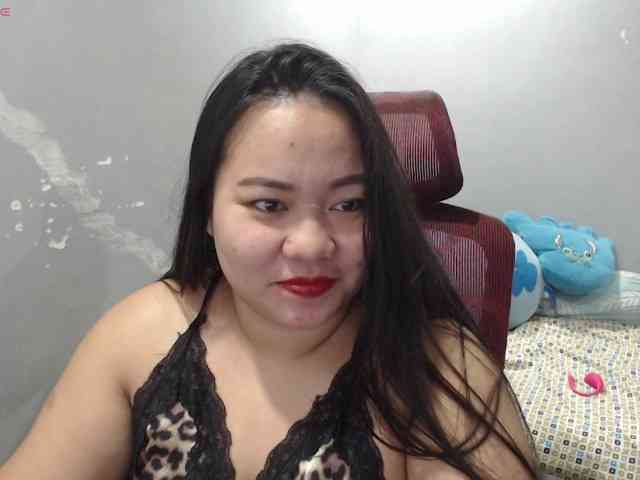 BubbleButtPinay webcam