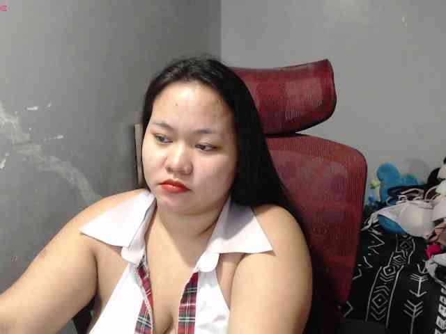 BubbleButtPinay webcam