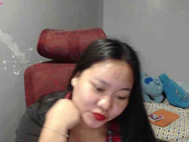 BubbleButtPinay webcam