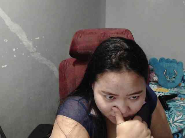 BubbleButtPinay webcam