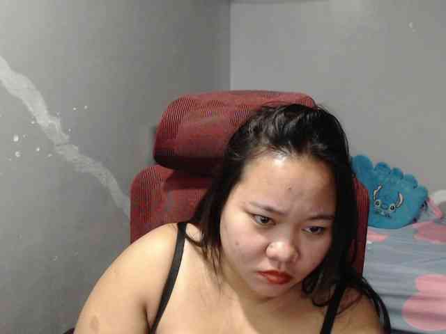 BubbleButtPinay webcam
