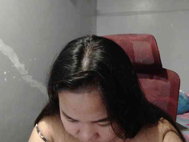 BubbleButtPinay webcam