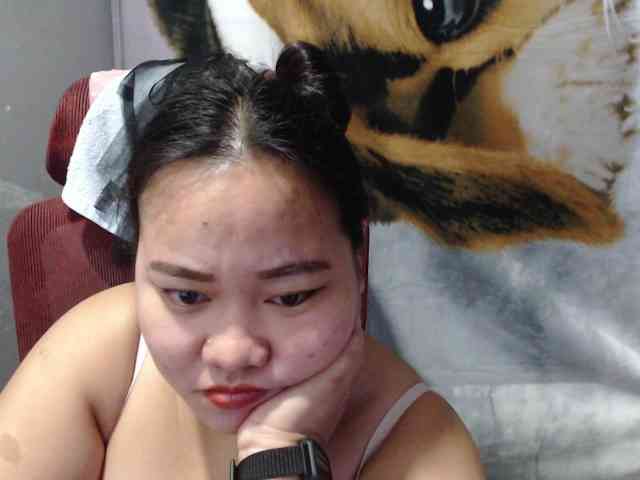 BubbleButtPinay webcam