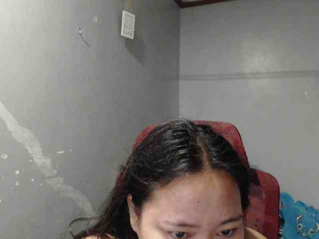 BubbleButtPinay webcam
