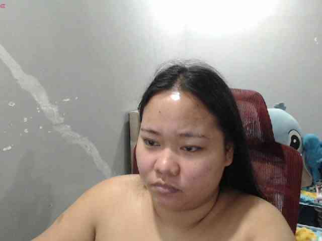 BubbleButtPinay webcam