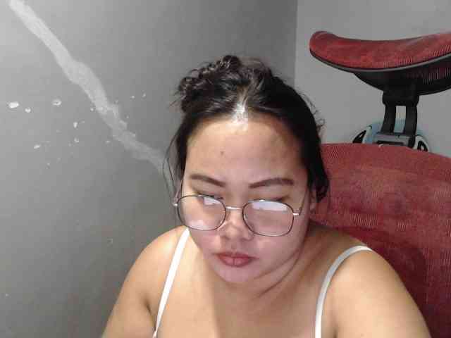 BubbleButtPinay webcam