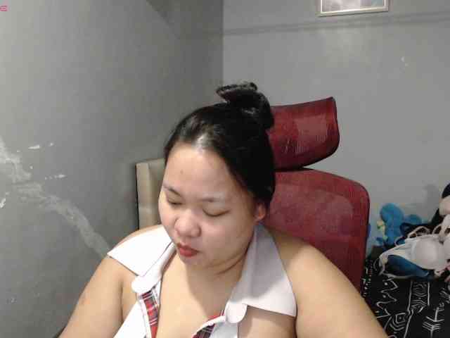 BubbleButtPinay webcam