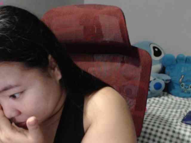 BubbleButtPinay webcam