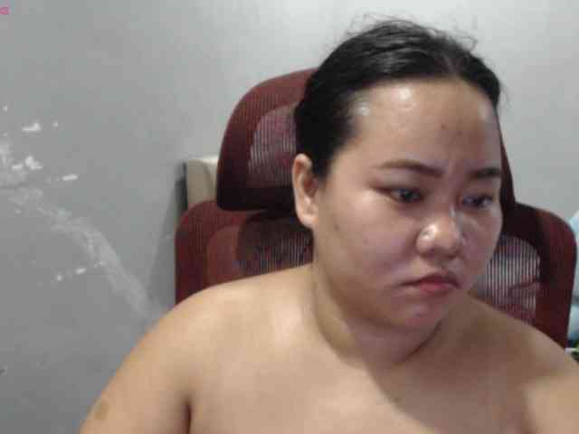 BubbleButtPinay webcam