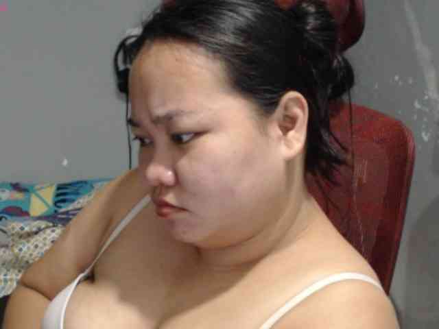BubbleButtPinay
