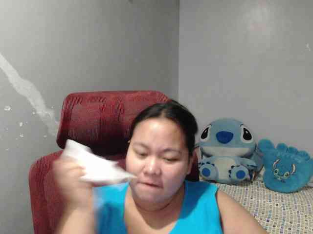 BubbleButtPinay webcam