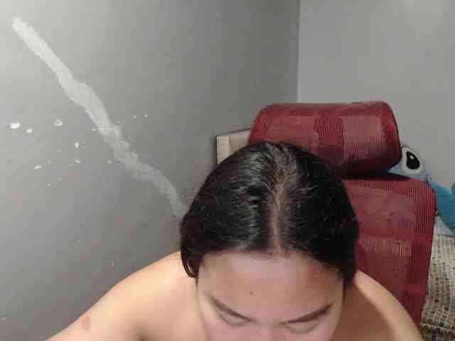 BubbleButtPinay webcam