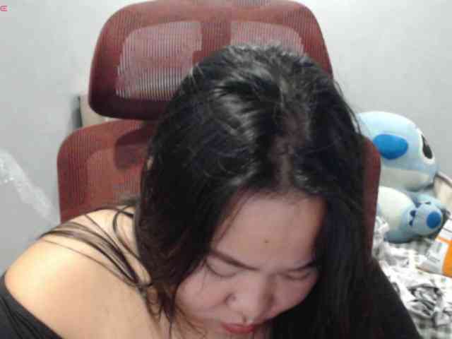 BubbleButtPinay webcam