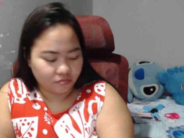 BubbleButtPinay webcam