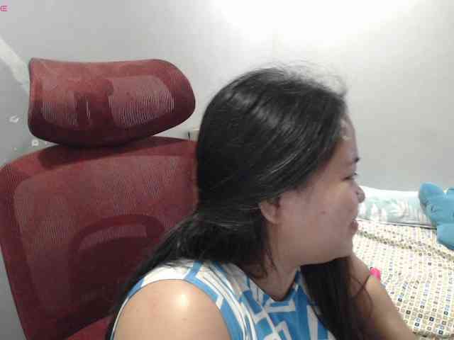 BubbleButtPinay webcam