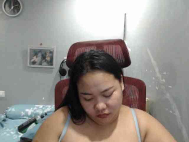 BubbleButtPinay