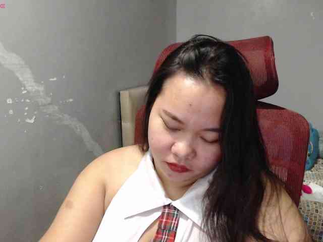 BubbleButtPinay webcam
