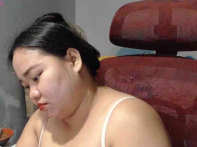 BubbleButtPinay webcam