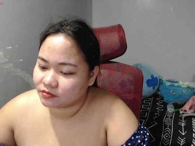 BubbleButtPinay webcam