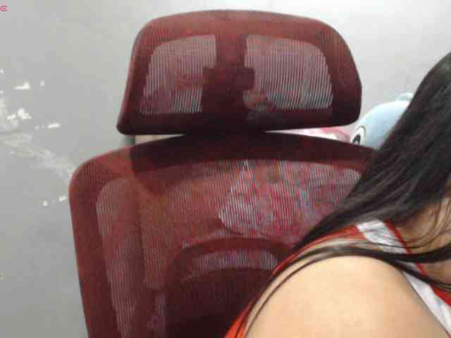 BubbleButtPinay webcam