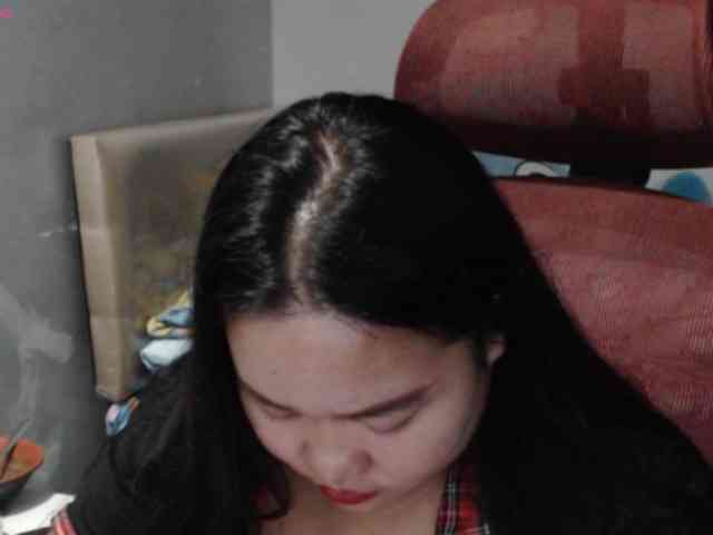 BubbleButtPinay webcam