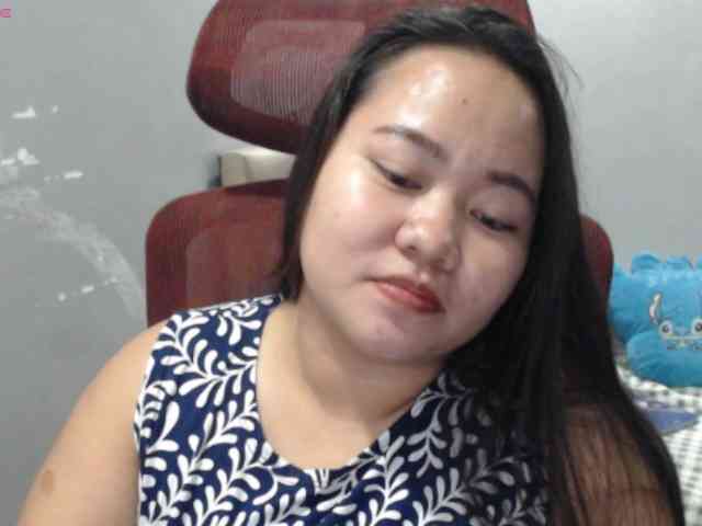 BubbleButtPinay webcam