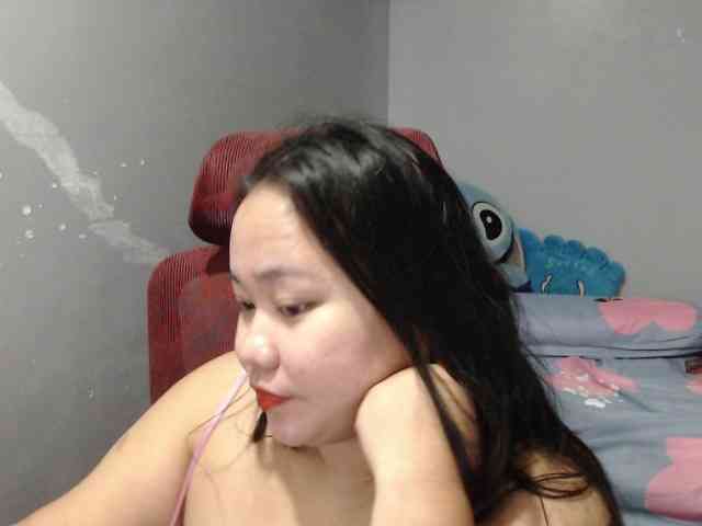 BubbleButtPinay webcam
