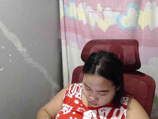 BubbleButtPinay webcam