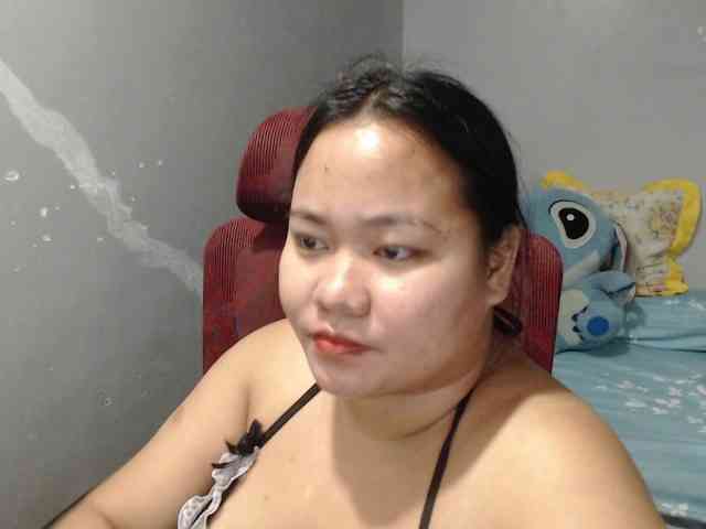 BubbleButtPinay webcam