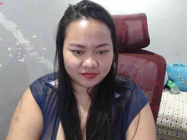 BubbleButtPinay webcam