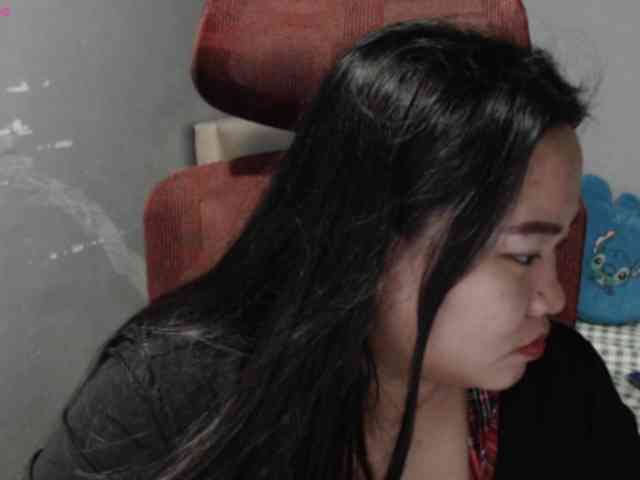 BubbleButtPinay webcam