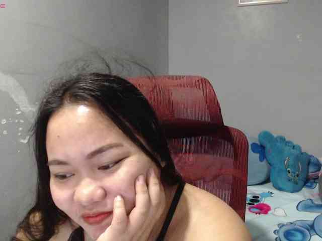 BubbleButtPinay webcam