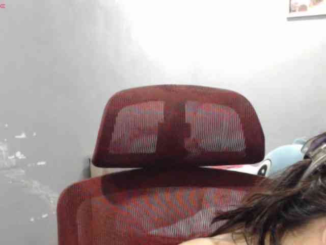 BubbleButtPinay webcam