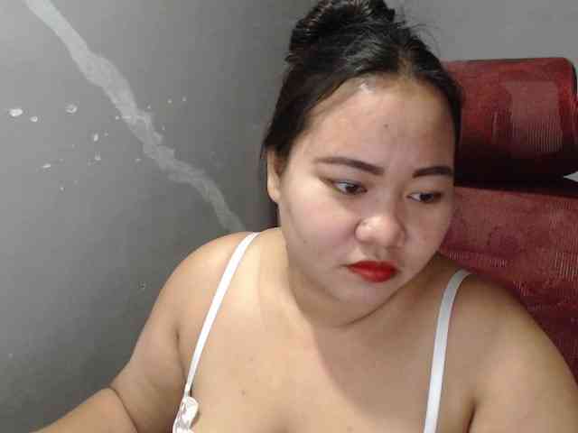 BubbleButtPinay webcam