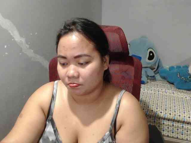 BubbleButtPinay webcam