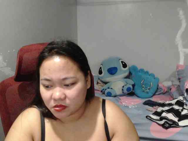 BubbleButtPinay webcam